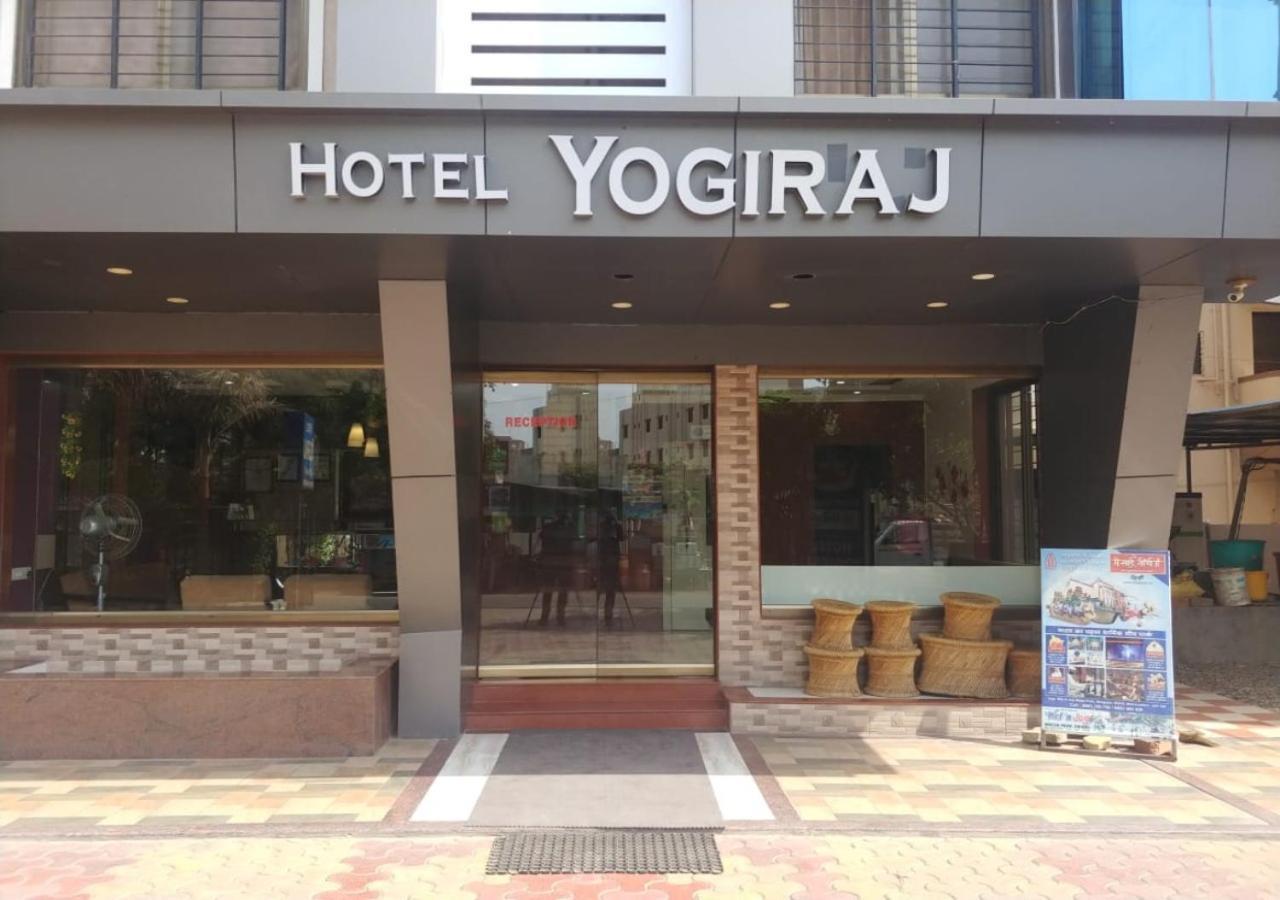 Hotel Yogiraj Shirdi Exterior foto