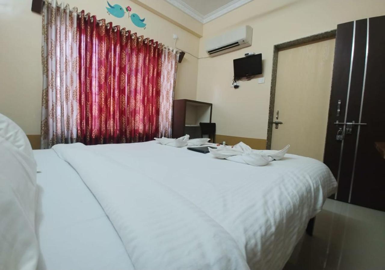 Hotel Yogiraj Shirdi Exterior foto